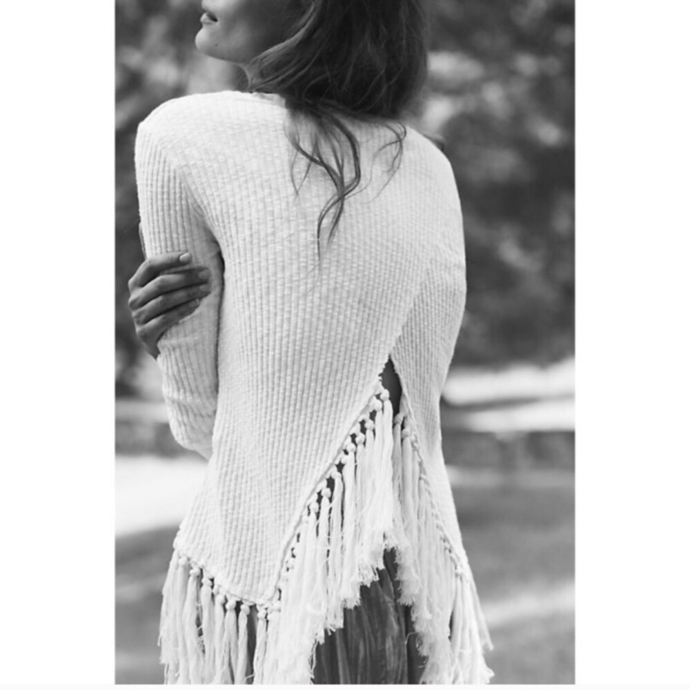 Eri + Ali Anthropologie Tassel Top - Picture 3 of 6